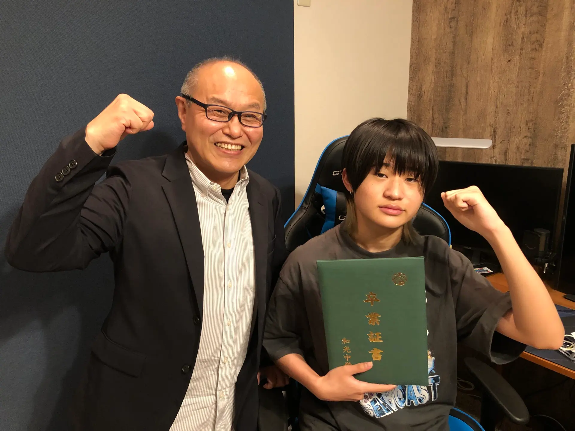 塾長の清水と生徒
